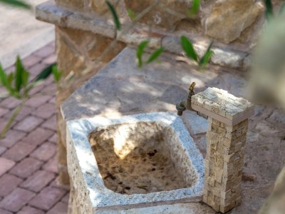 Apartment Two bedroom apartment near beach Cove Zastupac, Hvar A-8761-d - Outdoor photo 7
