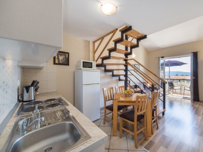 Apartment Studio flat with balcony and sea view Drvenik Donja vala, Makarska AS-9654-b in Drvenik - Apartment