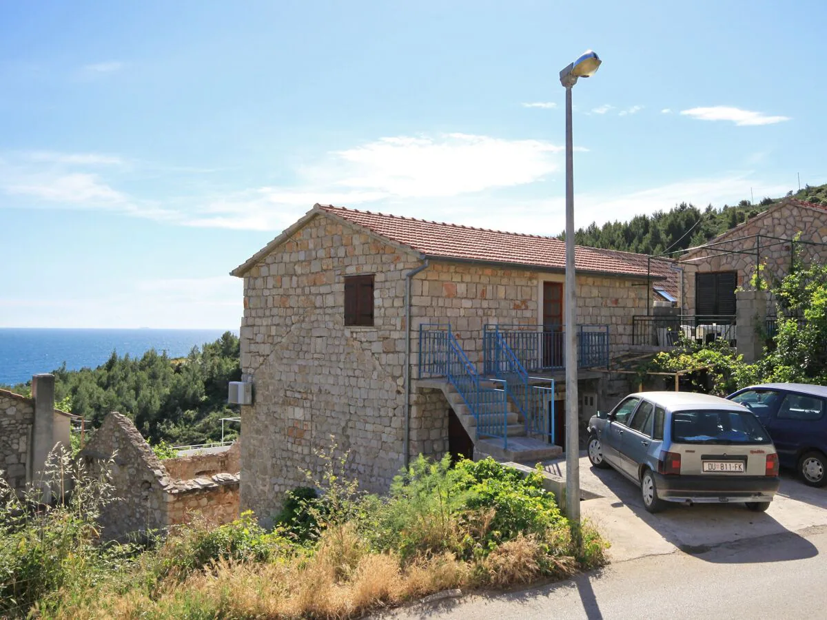 Apartment Two bedroom apartment with terrace and sea view Ivan Dolac, Hvar A-8797-b