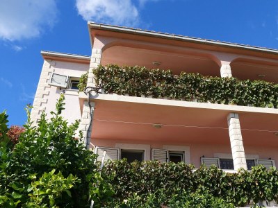 Apartment Two bedroom apartment with terrace and sea view Rukavac, Vis A-8839-c - Outdoor photo 3
