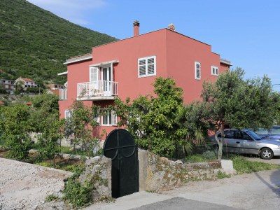 Apartment One bedroom apartment with balcony Trpanj, Pelješac A-10136-a in Trpanj - Apartment