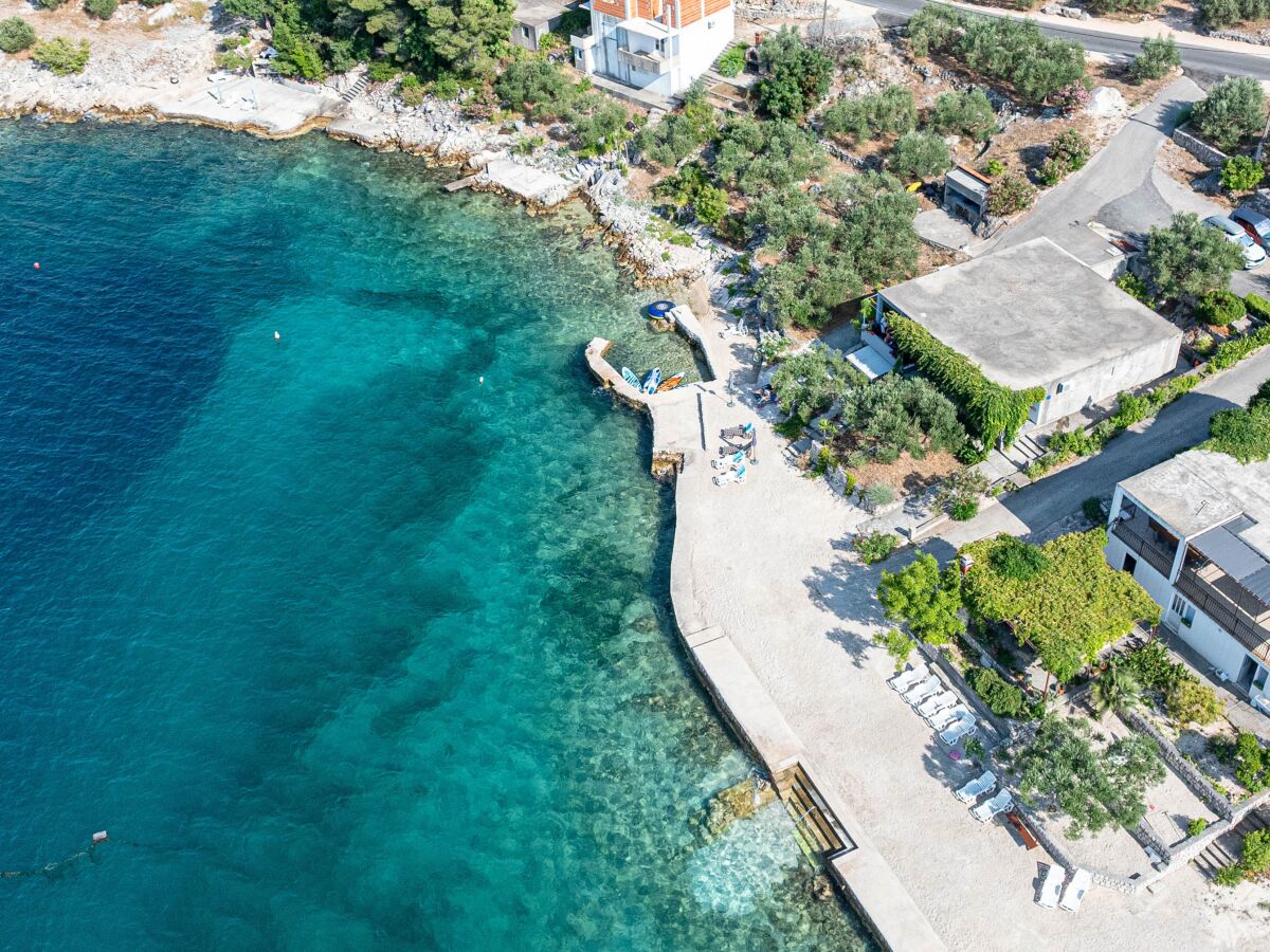Apartment Two bedroom apartment near beach Cove Pještata, Pelješac A-10210-a