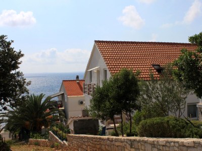 Apartment Two bedroom apartment with terrace and sea view Zavalatica, Korčula A-9280-b - Outdoor photo 6