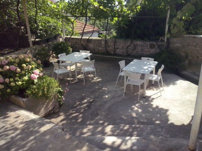 Apartment One bedroom apartment with air-conditioning Sumartin, Brač A-11658-a - Outdoor photo 3