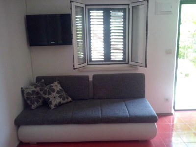 Apartment One bedroom apartment with air-conditioning Sumartin, Brač A-11658-a - Outdoor photo 7