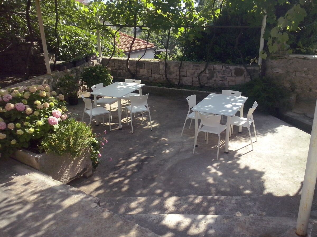 Apartment One bedroom apartment with air-conditioning Sumartin, Brač A-11658-b - Outdoor photo 3