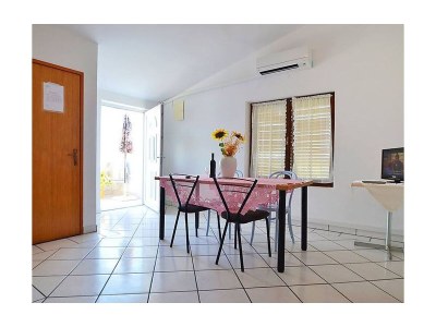 Apartment Two bedroom apartment with terrace and sea view Povljana, Pag A-12169-a - Outdoor photo 3