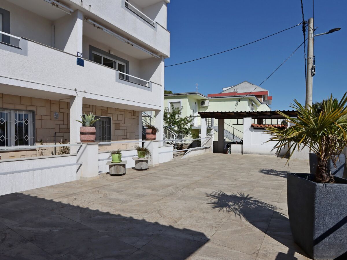 Apartment Two bedroom apartment with terrace Crikvenica A-12592-a - Outdoor photo 5