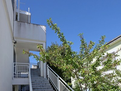 Apartment Two bedroom apartment with balcony and sea view Crikvenica A-12592-c - Outdoor photo 9