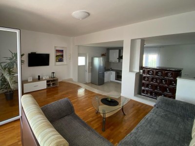 Apartment Two bedroom apartment with terrace and sea view Maslenica, Novigrad A-12636-a in Jasenice - Apartment