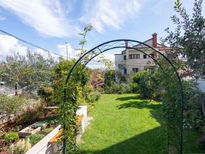Apartment One bedroom apartment with terrace Rovinj A-12656-b - Outdoor photo 9
