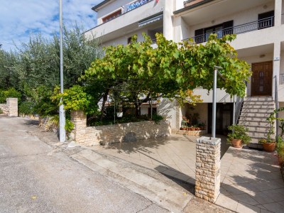 Apartment One bedroom apartment with terrace Rovinj A-12656-b - Outdoor photo 14