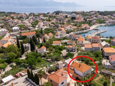 Apartment Two bedroom apartment with terrace Sumartin, Brač A-764-a in Sumartin - Apartment