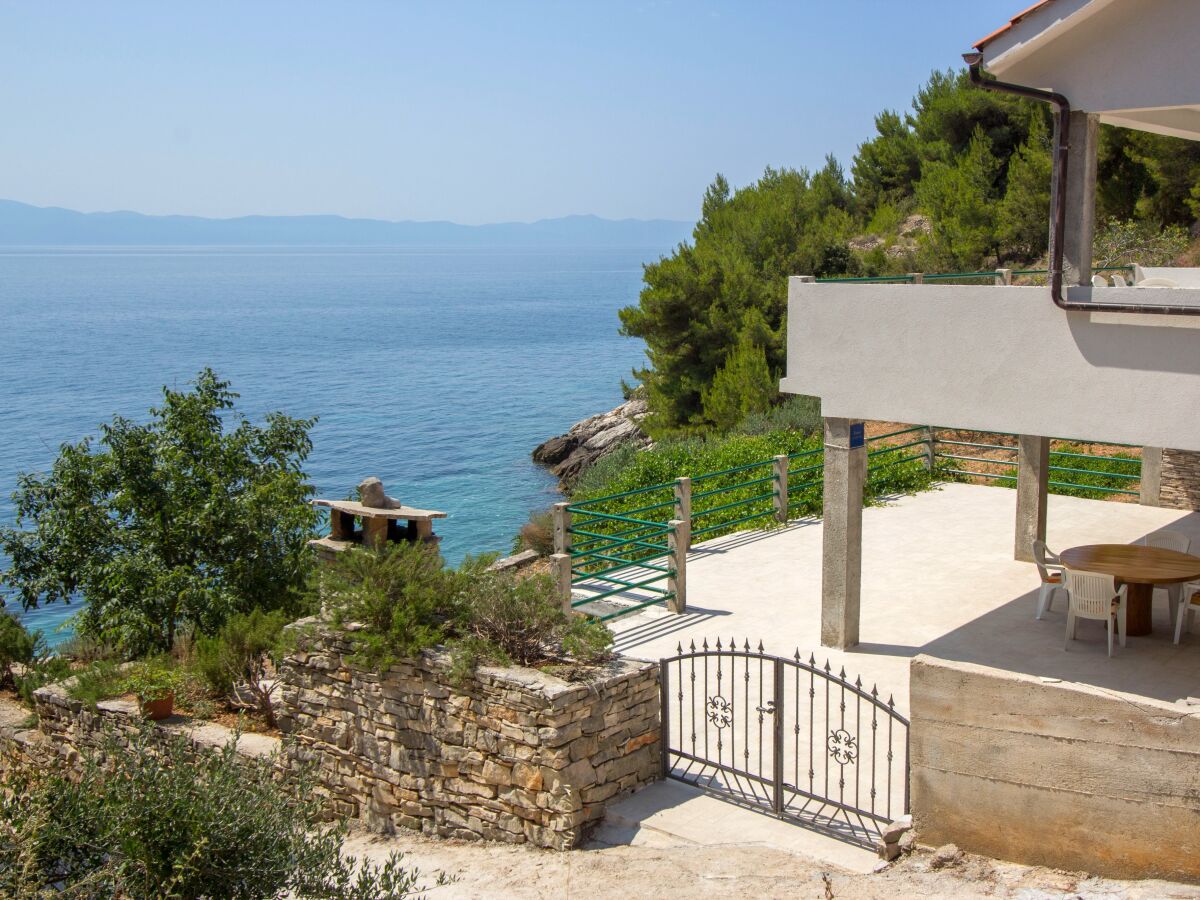 Apartment One bedroom apartment near beach Cove Rapak, Hvar A-12779-a
