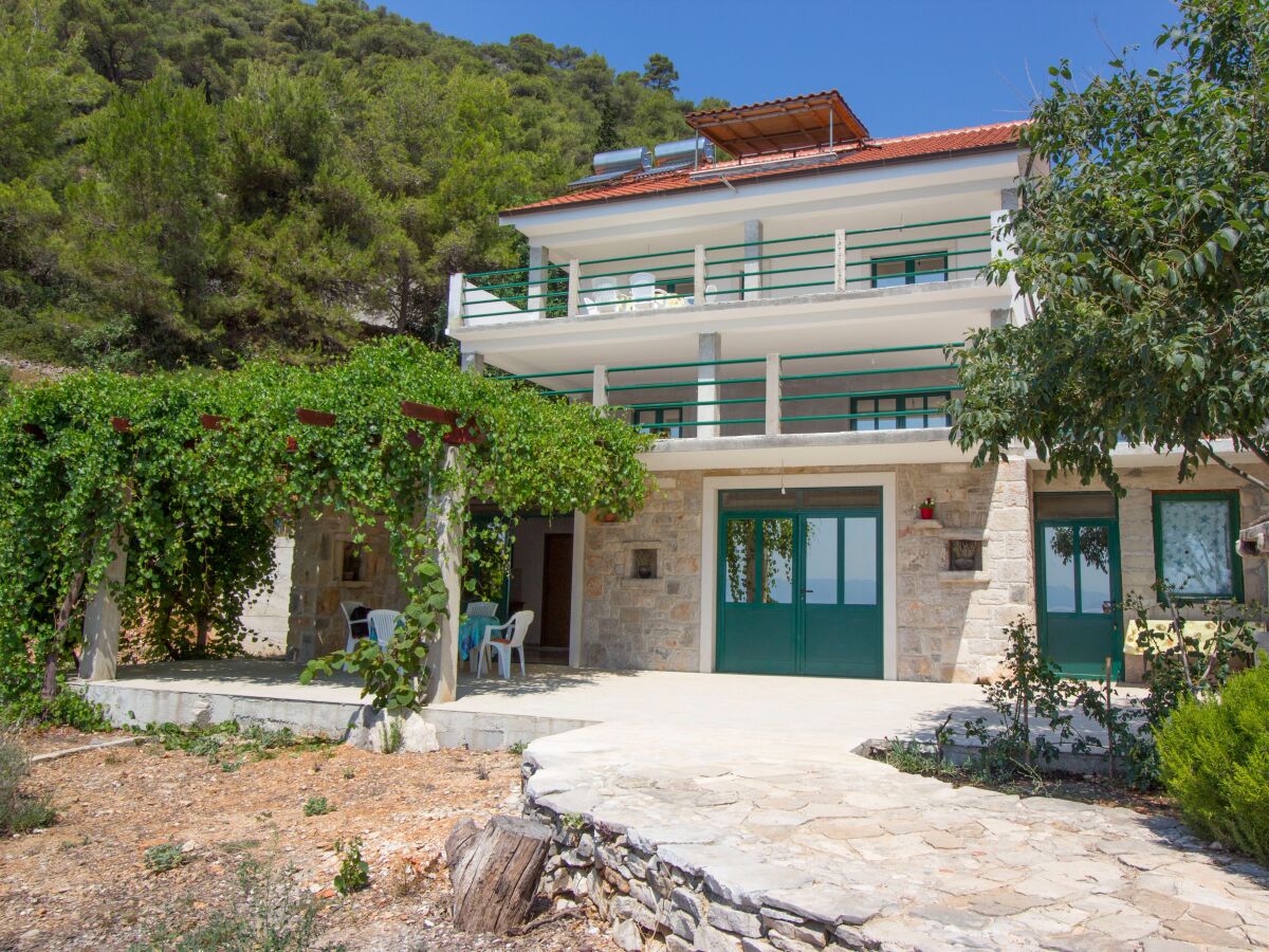 Apartment One bedroom apartment near beach Cove Rapak, Hvar A-12779-d - Outdoor photo 4