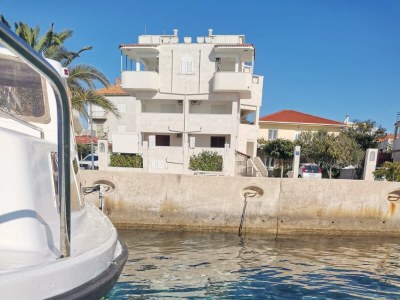 Apartment One bedroom apartment with terrace and sea view Rogoznica A-12820-b - Outdoor photo 11