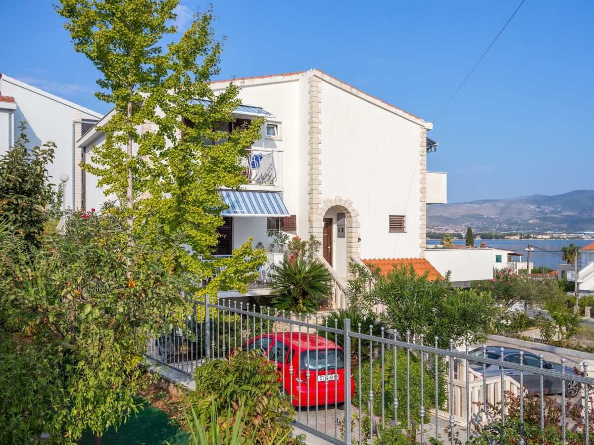 Apartment Studio flat with balcony and sea view Slatine, Čiovo AS-13298-a - Outdoor photo 3