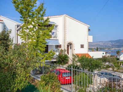 Apartment Studio flat with balcony and sea view Slatine, Čiovo AS-13298-a - Outdoor photo 3