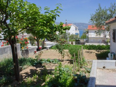 Apartment Studio flat with balcony and sea view Slatine, Čiovo AS-13298-a - Outdoor photo 11
