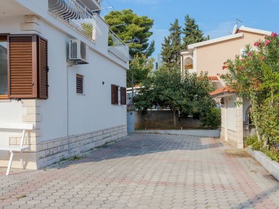 Apartment Studio flat with balcony and sea view Slatine, Čiovo AS-13298-a - Outdoor photo 14