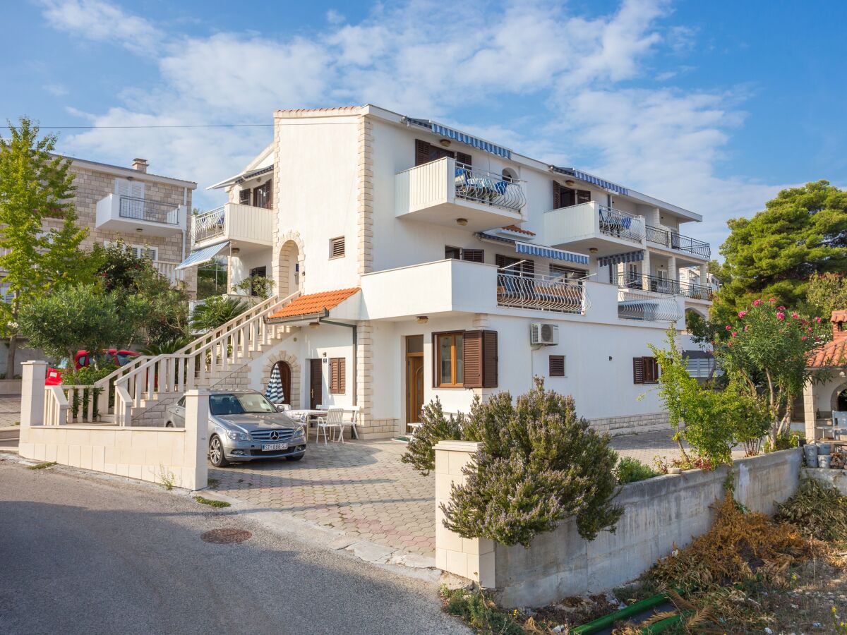 Apartment Studio flat with balcony and sea view Slatine, Čiovo AS-13298-b - Outdoor photo 2