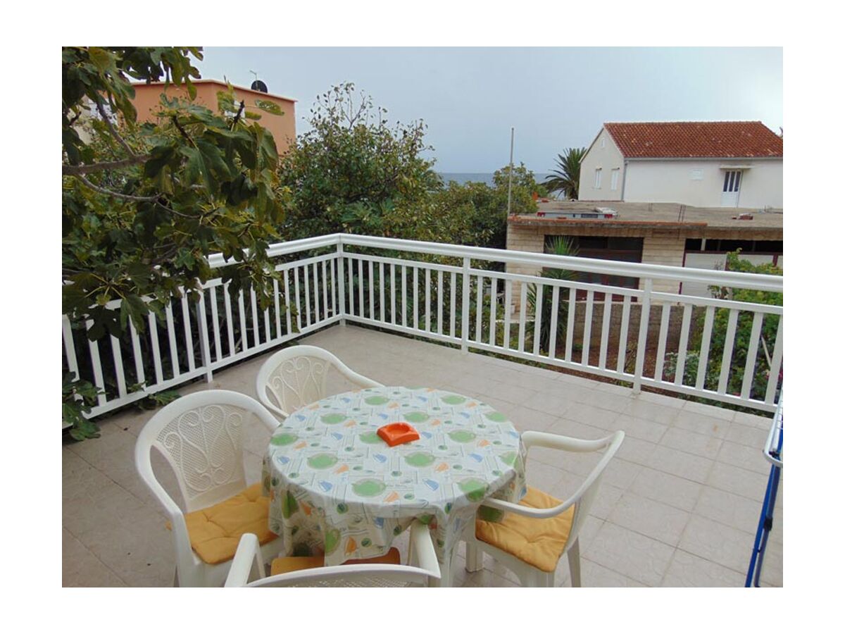 Apartment One bedroom apartment with terrace and sea view Sućuraj, Hvar A-12887-b