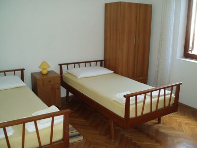 Apartment Three bedroom apartment with terrace and sea view Brna - Vinačac, Korčula A-13344-a - Outdoor photo 10