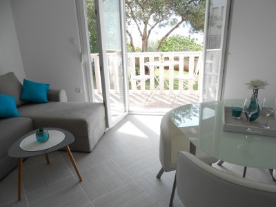 Apartment Two bedroom apartment with terrace and sea view Okrug Gornji, Čiovo A-13859-a - Outdoor photo 10