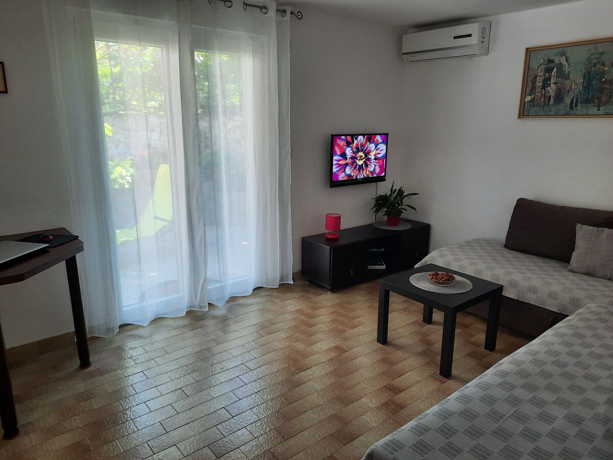Apartment One bedroom apartment with terrace Bušinci, Čiovo A-1081-a
