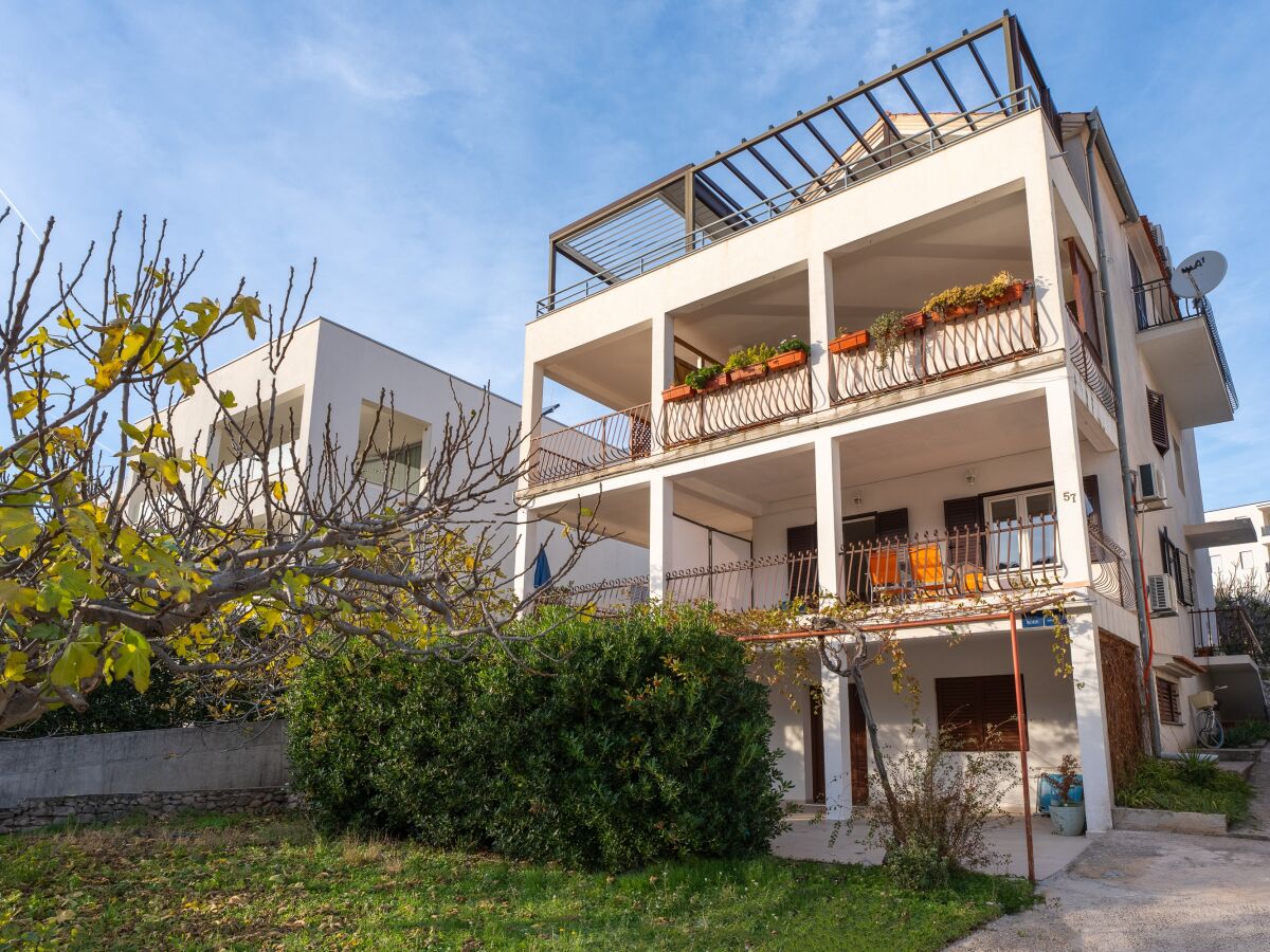 Holiday room near beach Grebaštica, Šibenik S-13942-a