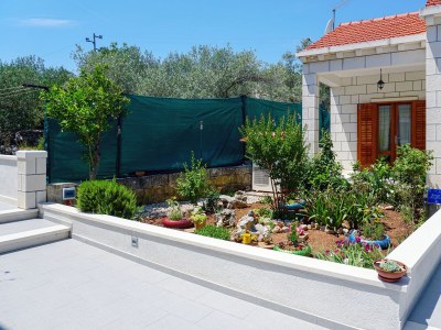 Apartment Two bedroom apartment near beach Lumbarda, Korčula A-3554-a - Outdoor photo 15