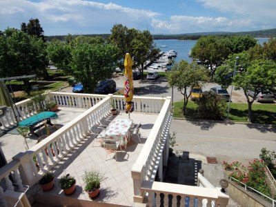 Apartment Two bedroom apartment with terrace and sea view Punat, Krk A-5329-a - Outdoor photo 18
