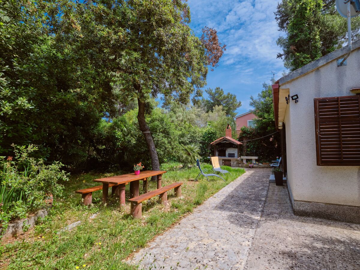 Holiday house Two bedroom house with terrace Artatore, Lošinj K-8005 - Outdoor photo 3