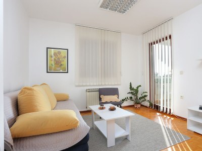 Apartment Two bedroom apartment with terrace Makarska A-5984-a in Makarska - Apartment