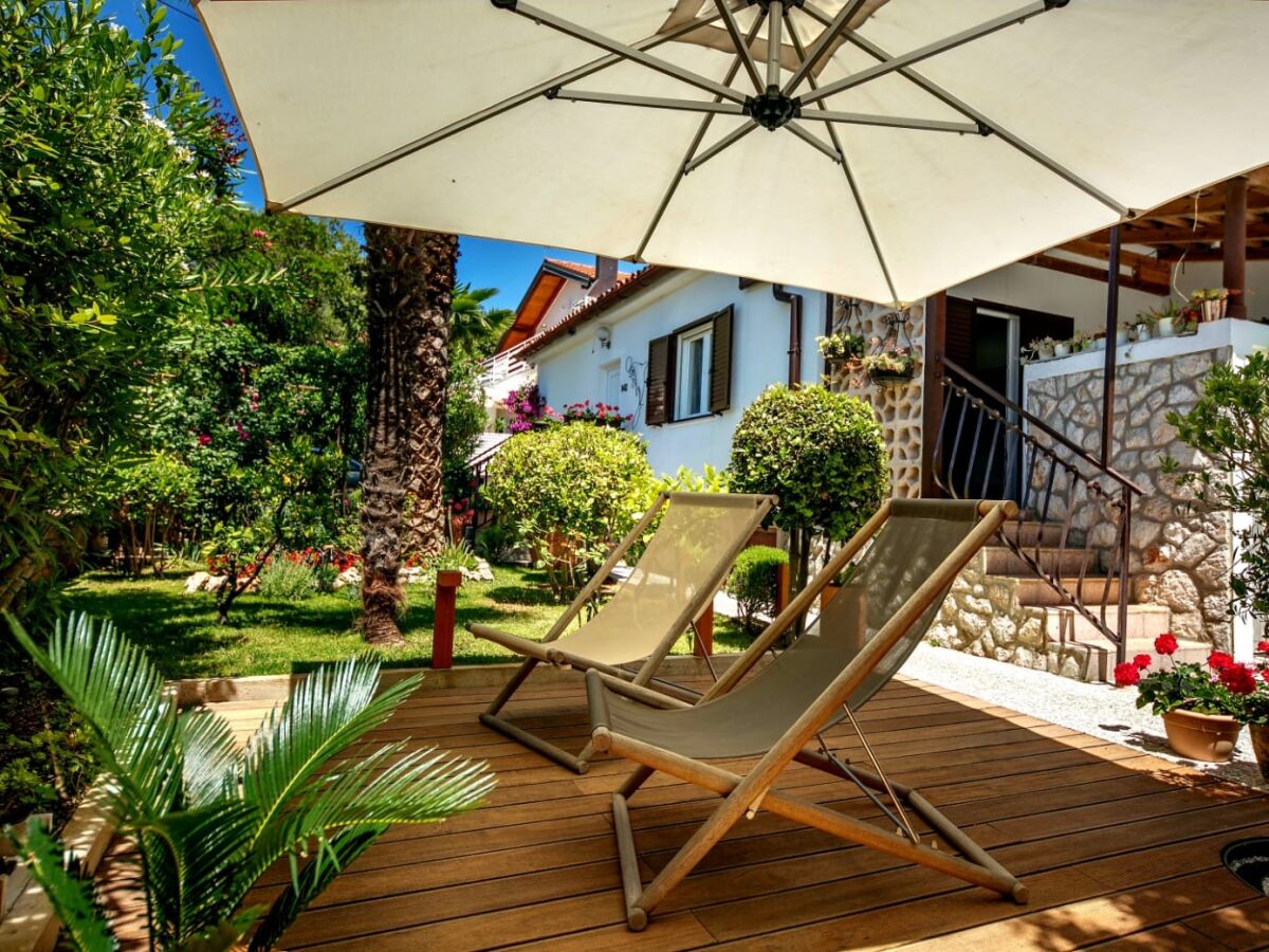 Apartment One bedroom apartment with terrace Artatore, Lošinj A-8020-a