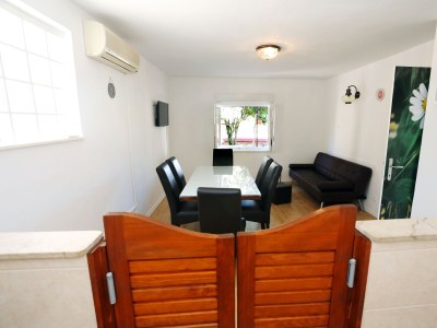 Apartment Two bedroom apartment with terrace Trogir A-10342-a - Outdoor photo 12