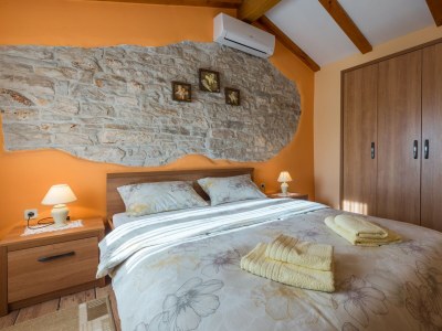 Apartment Two bedroom apartment with terrace Tar, Poreč A-13245-a - Outdoor photo 16
