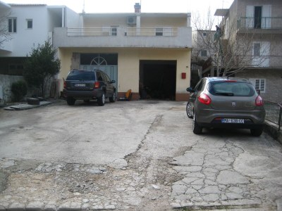 Apartment One bedroom apartment with terrace Makarska A-12336-a - Outdoor photo 2