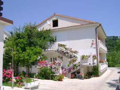 Apartment Three bedroom apartment with terrace Palit, Rab A-14610-a in Rab - Apartment