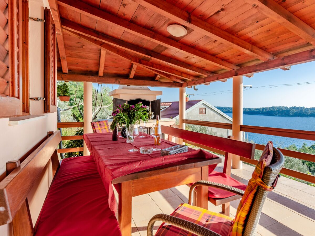 Holiday house Two bedroom house near beach Karbuni, Korčula K-14889