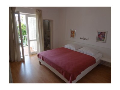 Apartment Two bedroom apartment with terrace and sea view Rab A-16359-a in Banjol - Apartment