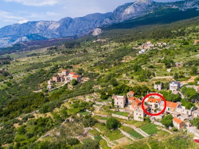 Holiday house Two bedroom house with terrace and sea view Gornja Podgora, Makarska K-16835 - Outdoor photo 4