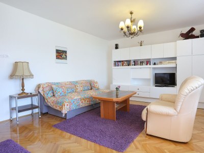 Apartment Two bedroom apartment near beach Arbanija, Čiovo A-18661-a - Outdoor photo 13
