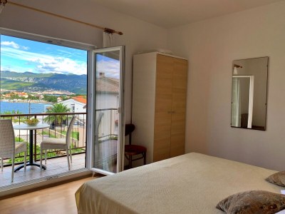 Apartment Two bedroom apartment with terrace and sea view Šilo, Krk A-18710-a - Outdoor photo 12