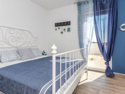Holiday house Three bedroom house with terrace and sea view Vir - Torovi - Vir - Pedinka, Vir K-18732 - Outdoor photo 11