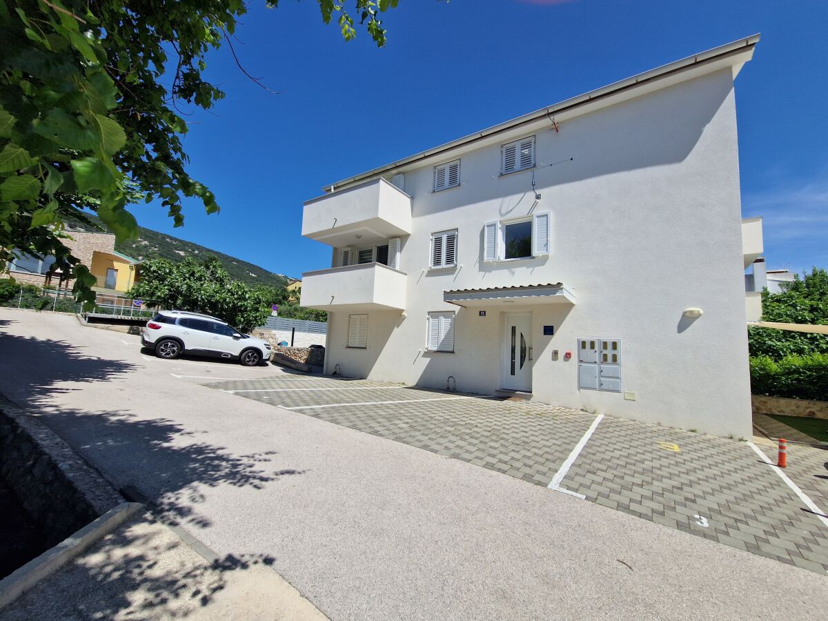 Apartment One bedroom apartment with balcony Baška, Krk A-18873-a