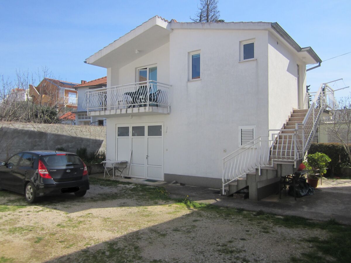 Apartment One bedroom apartment with balcony Biograd na Moru, Biograd A-17298-a