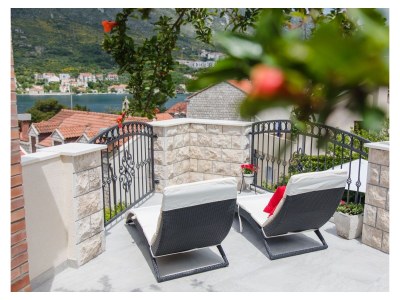 Apartment Three bedroom apartment near beach Sustjepan, Dubrovnik A-17308-a - Outdoor photo 29