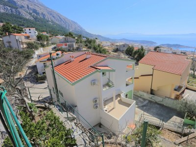 Apartment One bedroom apartment with balcony and sea view Makarska A-18213-a in Makarska - Apartment