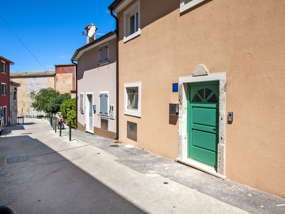 Apartment One bedroom apartment with air-conditioning Rovinj A-17935-b